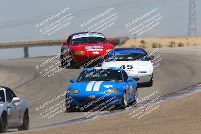 media/Jun-05-2022-CalClub SCCA (Sun) [[19e9bfb4bf]]/Group 1/Race/